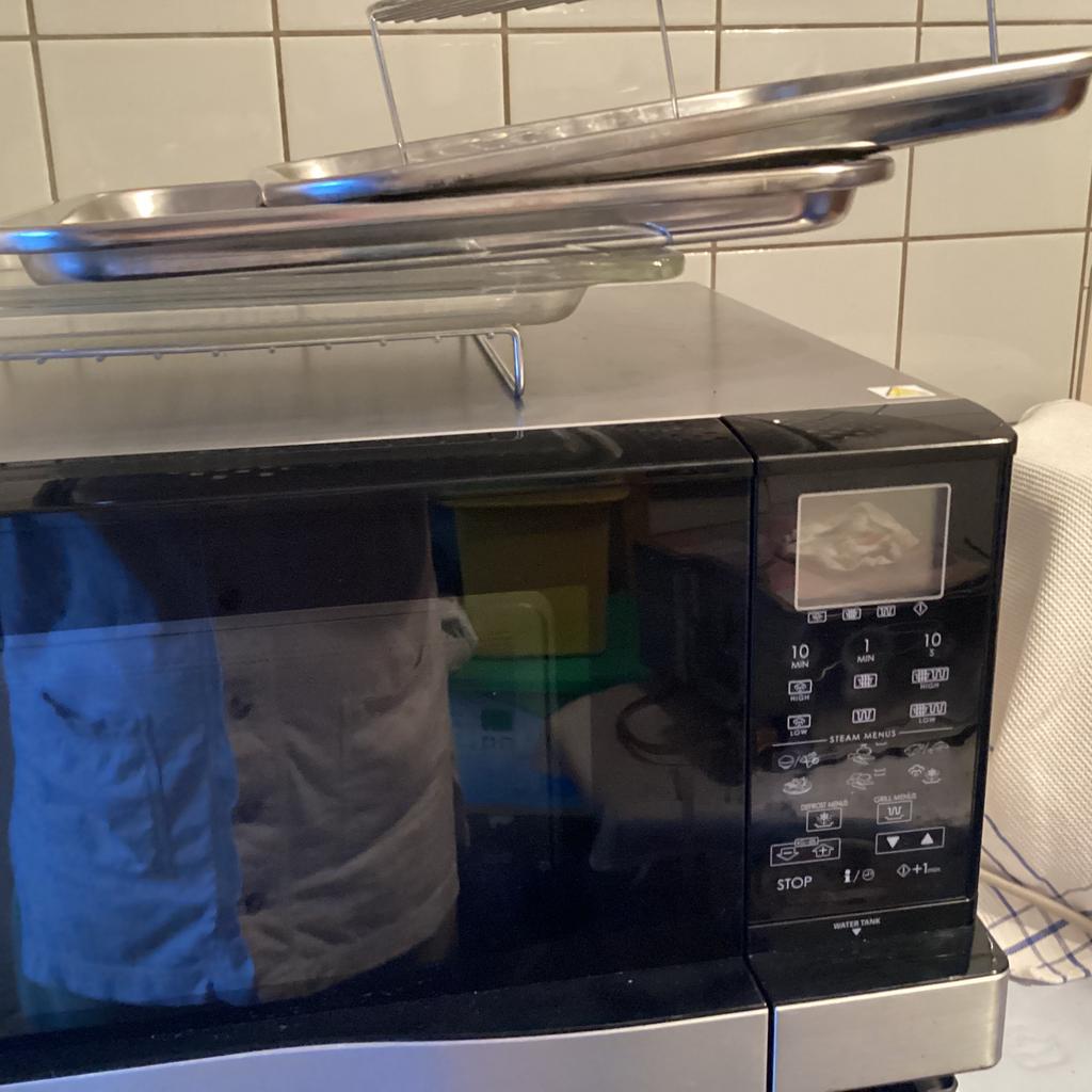 Four à vapeur Sharp 900 W, Electroménager, Micro-ondes, Utilisé, Autoportant, 45 à 60 cm, Four, Enlèvement