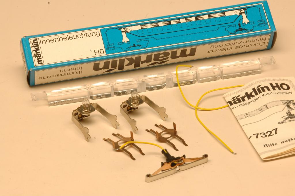 Märklin 7327 binnenverlichting voor rijtuigen, Wisselstroom, Wagon, Ophalen of Verzenden, Zo goed als nieuw
