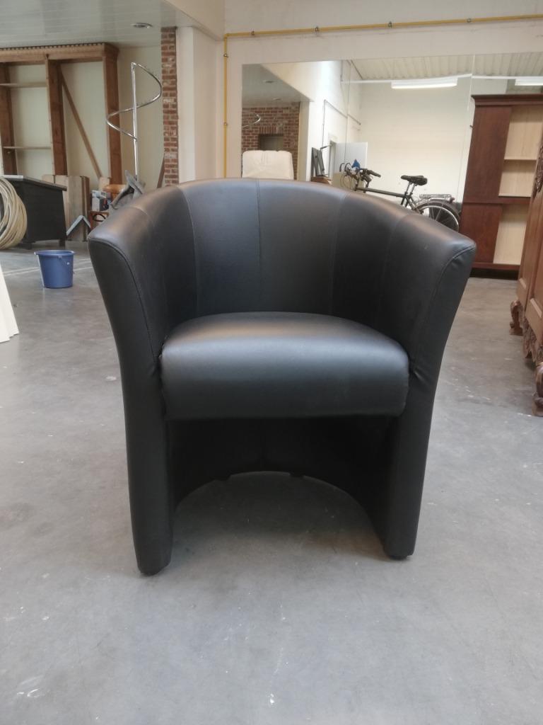 siège noir, Enlèvement