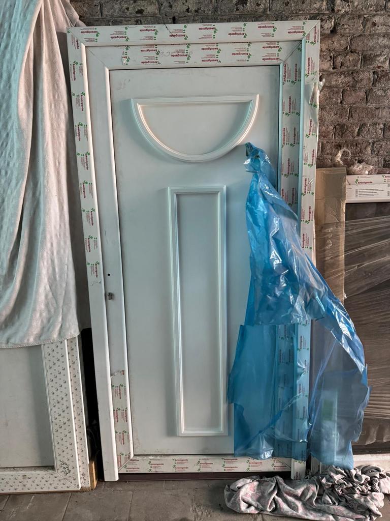 Porte en pvc, Enlèvement, Comme neuf