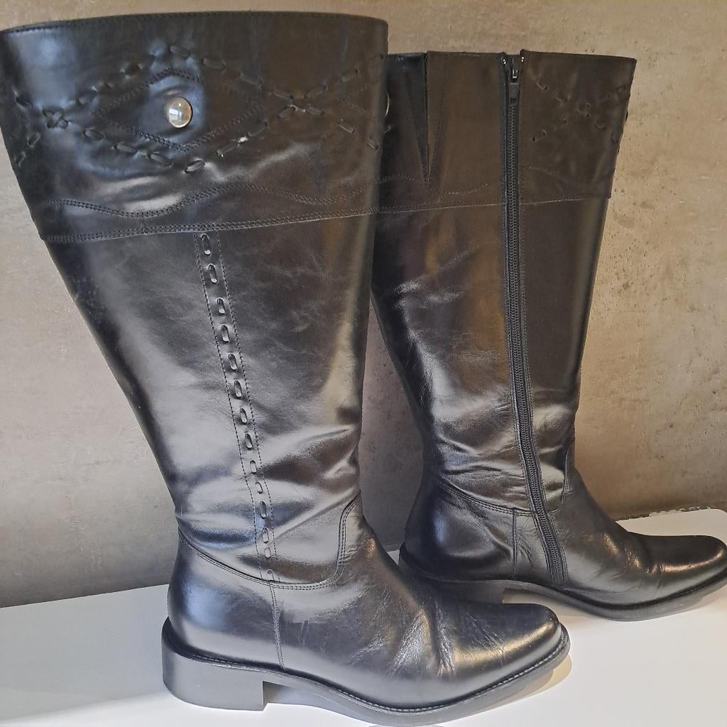 bottes noires, adaptées aux mollets larges, taille 38, Vêtements | Femmes, Chaussures, Comme neuf, Bottes hautes, Noir, Enlèvement ou Envoi