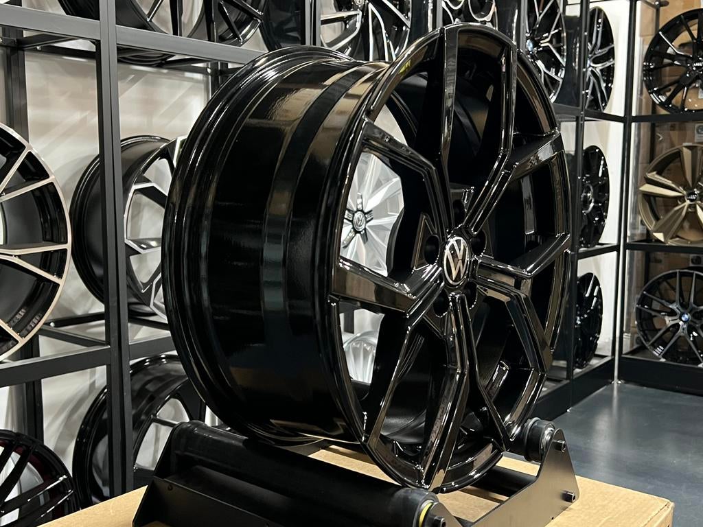 Jantes Volkswagen 17" 5X100 Faro Look GTI Polo 6R 2G AUDI, Enlèvement ou Envoi, Neuf, 17 pouces, Jante(s)