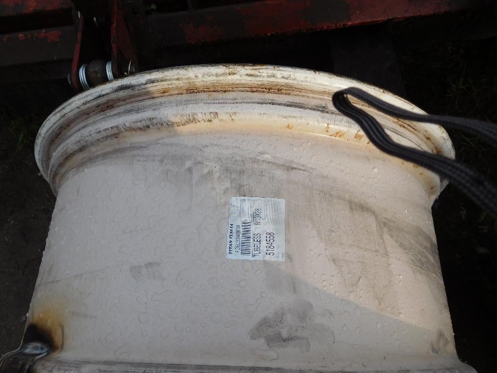 a vendre jante 28, Articles professionnels, Enlèvement ou Envoi