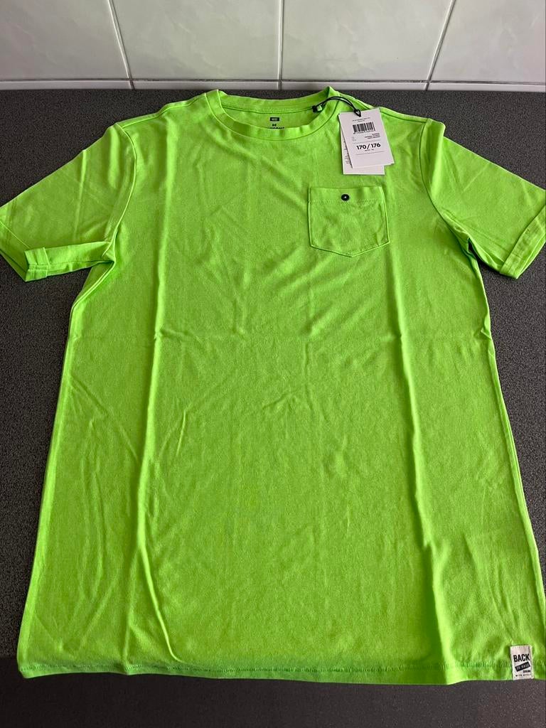 Fluo groen t-shirt WE - maat 170/176, WE, Nieuw, Ophalen of Verzenden, Shirt of Longsleeve