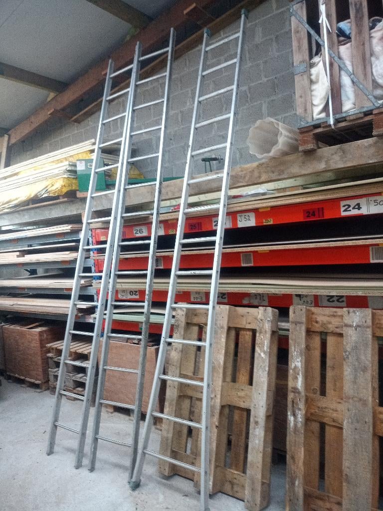 Échelle en aluminium, Bricolage & Construction, Enlèvement, Utilisé, Échelle