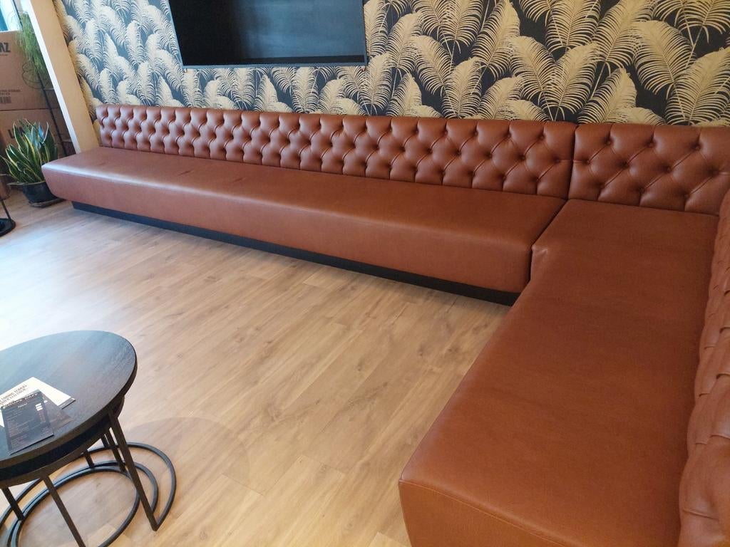 Horeca Hoekbank cognac capuchon, Huis en Inrichting, Ophalen