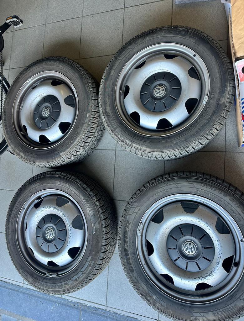 Pneus d'hiver Volkswagen California Pirelli 215/60 17C, Neuf, Véhicule de tourisme, 17 pouces, Enlèvement