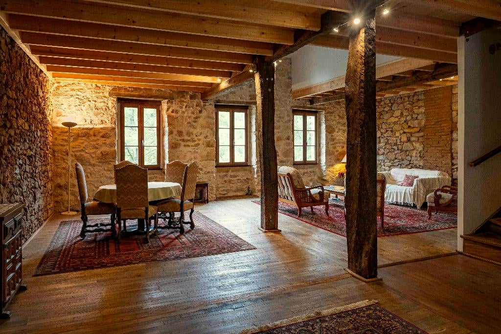 Zuid-Frankrijk: HERENHUIS met 2 wooneenheden, Immo, Buitenland, Dorp, Frankrijk, Woonhuis, Verkoop zonder makelaar