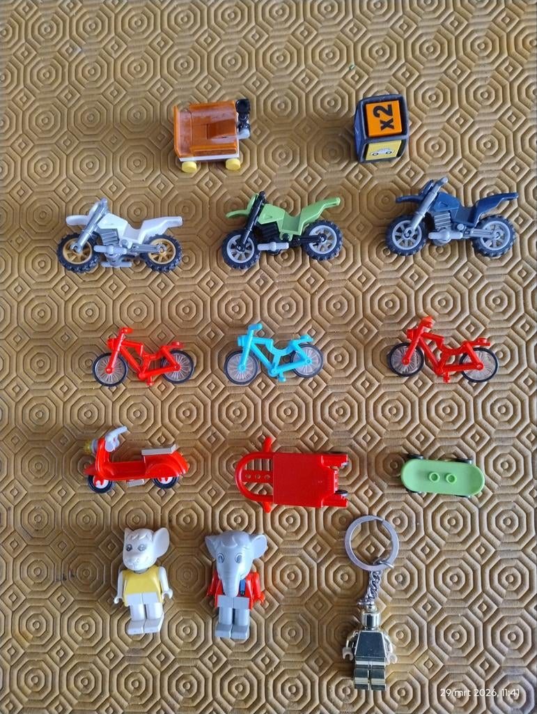 Lot d'accessoires et de pièces de rechange LEGO, Enlèvement ou Envoi