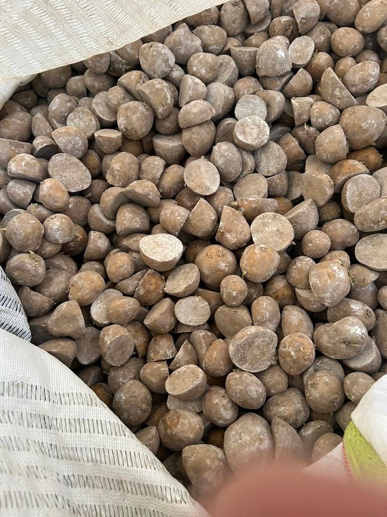 Amora planters, Ophalen