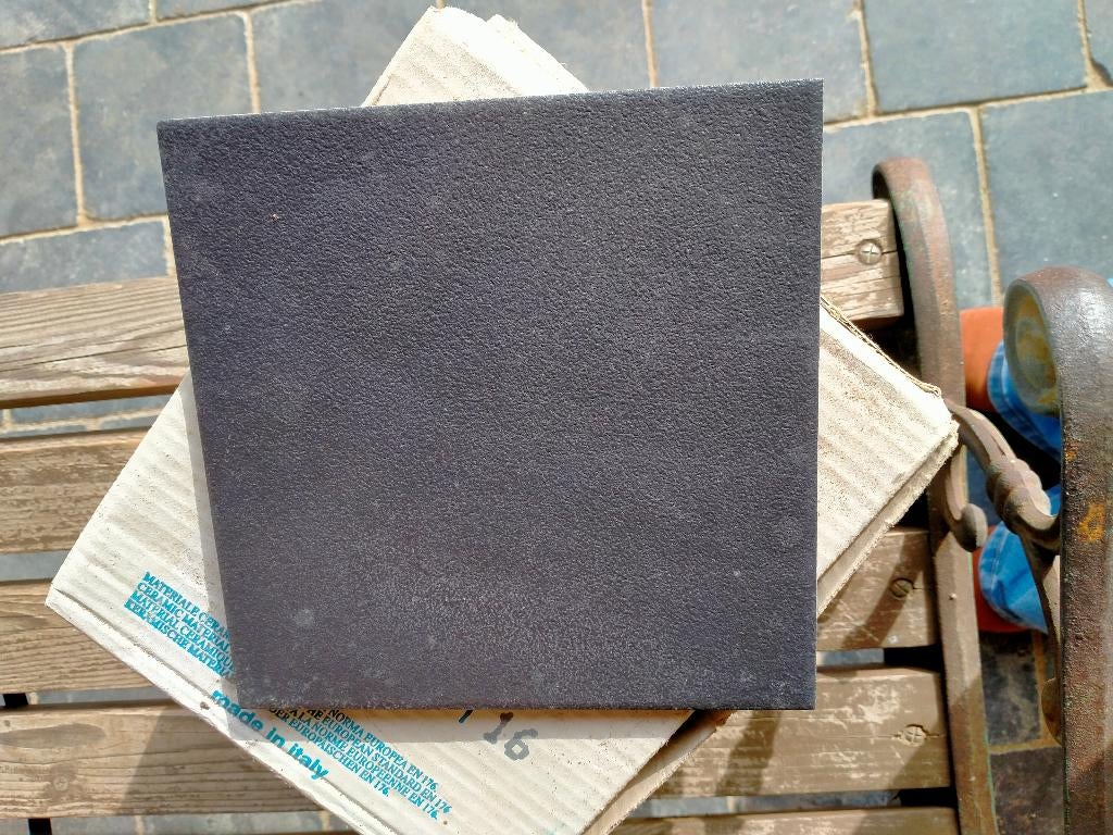 Zwarte Muurtegels of wandtegels, Doe-het-zelf en Bouw, Tegels, Ophalen, Nieuw, 5 tot 10 m², 20 tot 40 cm