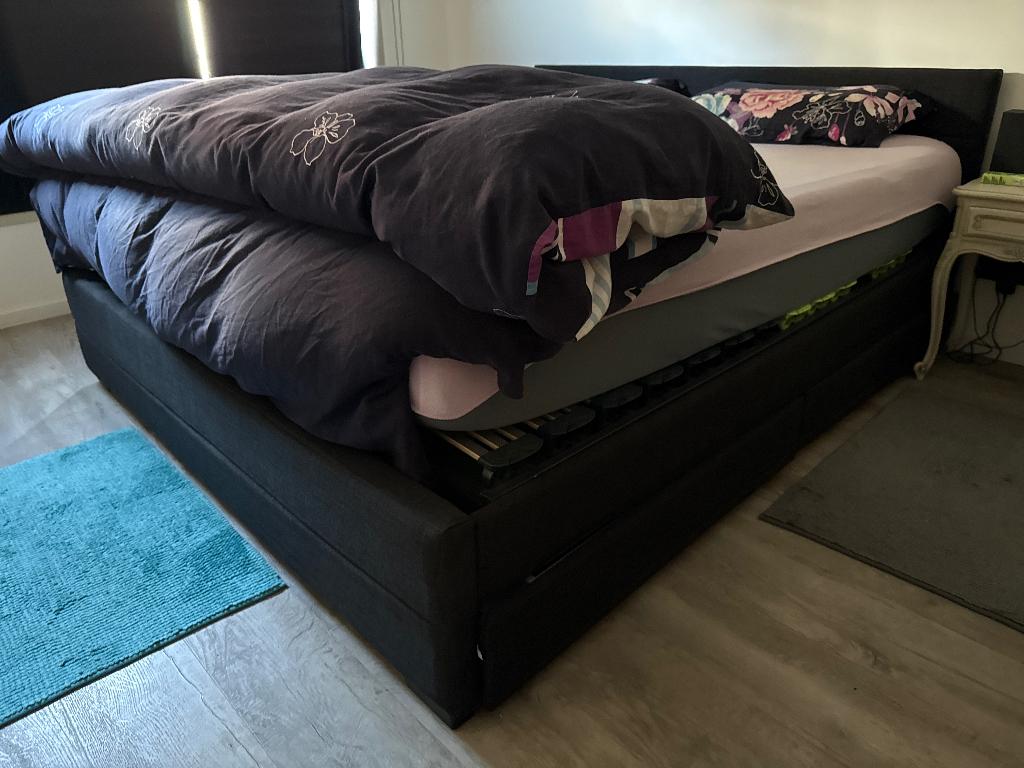 2-persoonsbed (180cm), Huis en Inrichting, Slaapkamer | Bedden, Ophalen, Gebruikt, Zwart, Tweepersoons