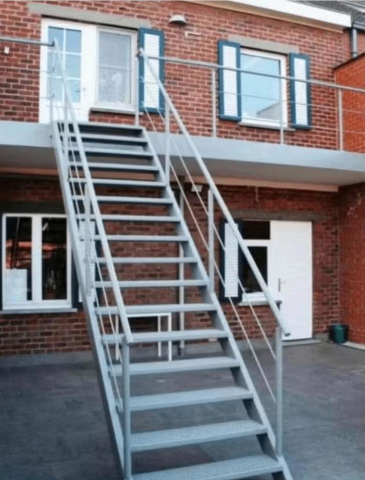 trap aluminium trap, Ophalen, Gebruikt, Trap