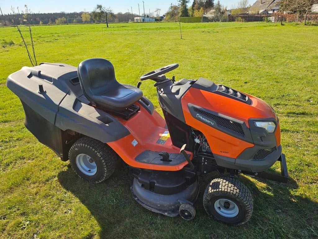Husqvarna TC242T