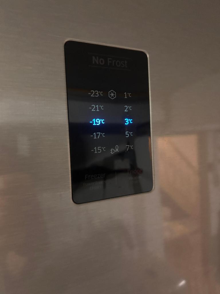 Réfrigérateur congélateur SAMSUNG 357L, Electroménager, Réfrigérateurs & Frigos, Classe énergétique A ou plus économe, Avec compartiment congélateur