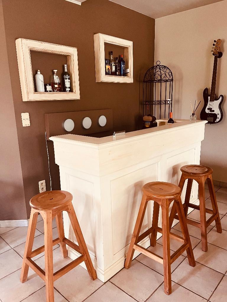 Drankbar + kaders + krukken & ijzeren wijnrek, Maison & Meubles, Tabourets de bar, Utilisé, 60 à 90 cm, Bois, 4 tabourets, Enlèvement