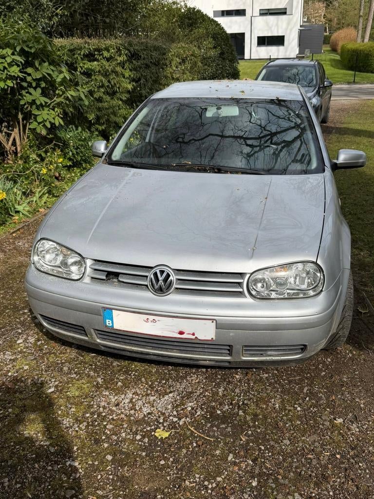 Volkswagen Golf – pour pièces/export – roulante – 100.000km, Auto's, Voorwielaandrijving, Stof, 4 cilinders, Zilver of Grijs