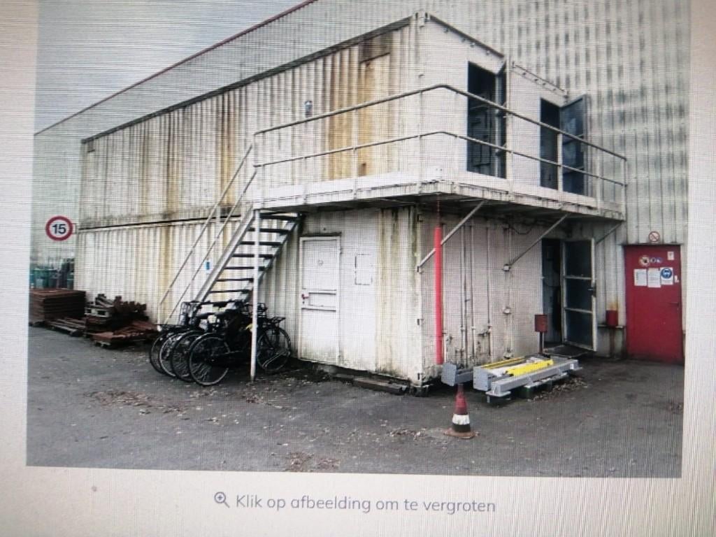 40ft zeecontainers met elektra 4, 3, 2,1stuks & kantoorunits, Ophalen