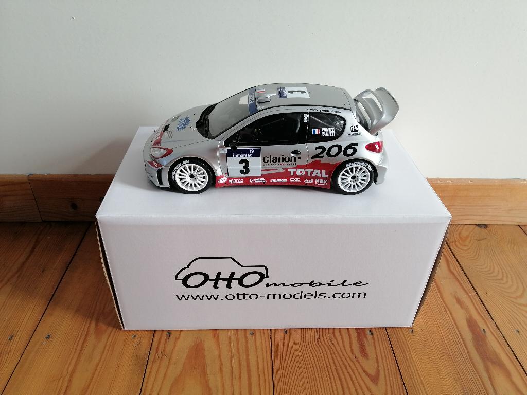 1/18 Ottomobile Peugeot 206 WRC, Hobby & Loisirs créatifs, Voitures miniatures | 1:18, Comme neuf, Voiture, OttOMobile, Enlèvement