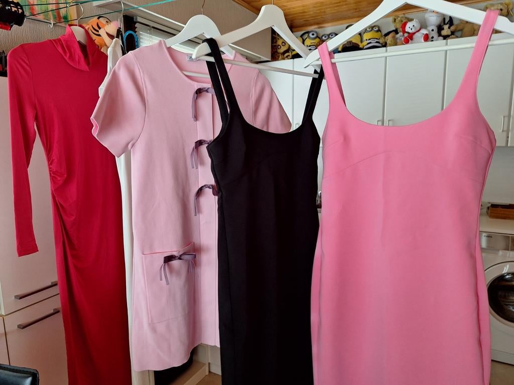 Nieuwe kledij aan 3 euro, xs'-s, Ophalen