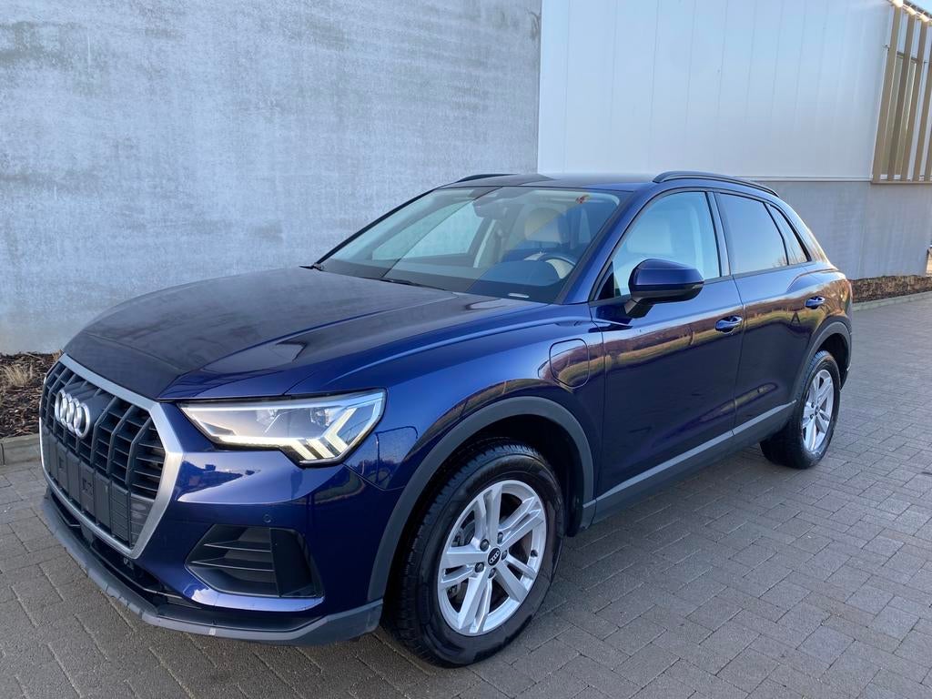 AUDI Q3 45TFSI-e E-TRON S-TRONIC, Auto's, Audi, 32 g/km, 4 cilinders, Blauw, Leder