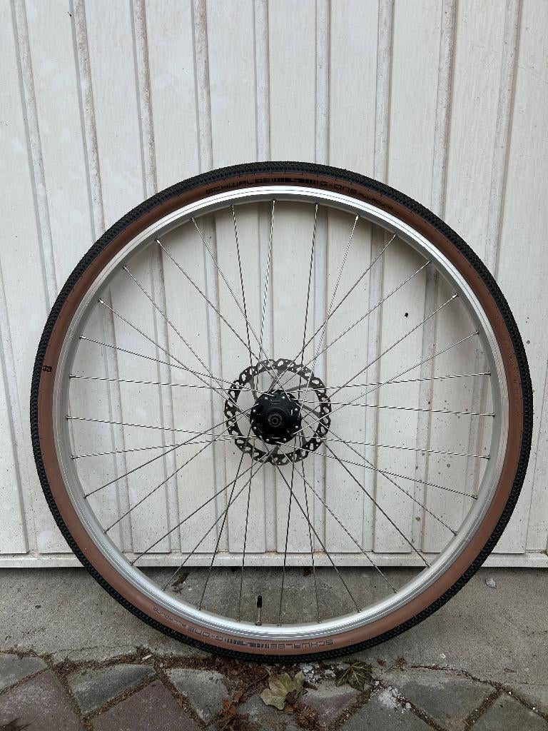 Roue avant 700c – Shimano Deore XT – Pneu Schwalbe G-One, Vélos & Vélomoteurs, Vélos Pièces, Enlèvement, Comme neuf, Roue, Shimano