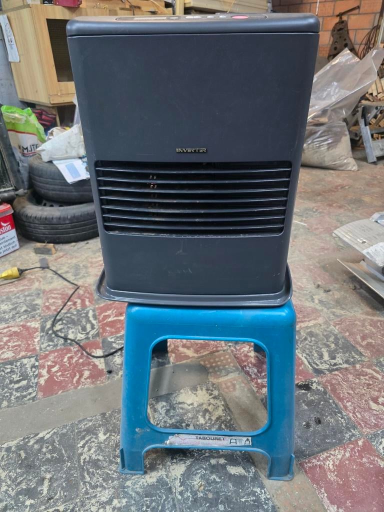 Te koop petroleum kachel, Ophalen, Gebruikt