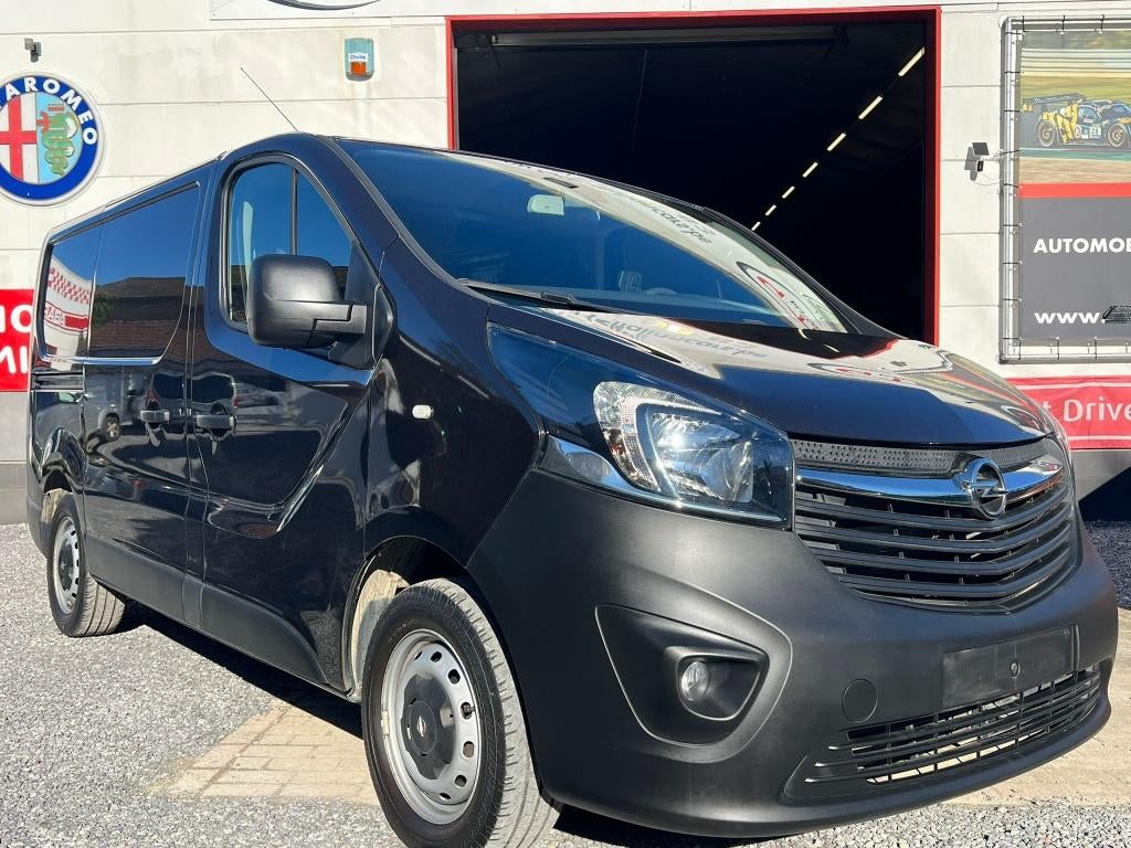 Opel vivaro / 47.000 km / nieuwstaat, Vivaro, Euro 6, Bedrijf, Diesel