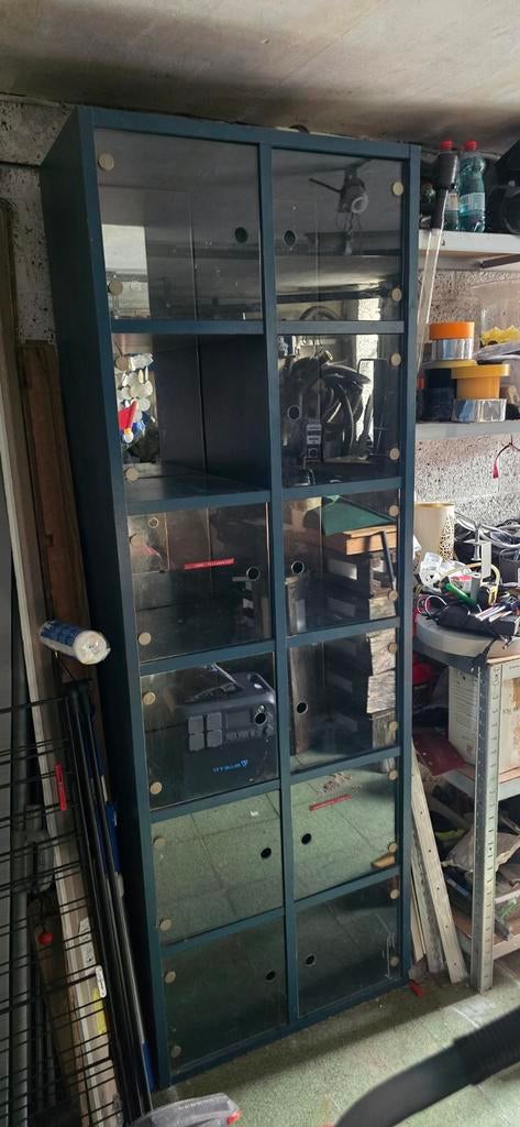 Kast vakjes in glas 1 tje stuk krijg je plexi bij, Ophalen