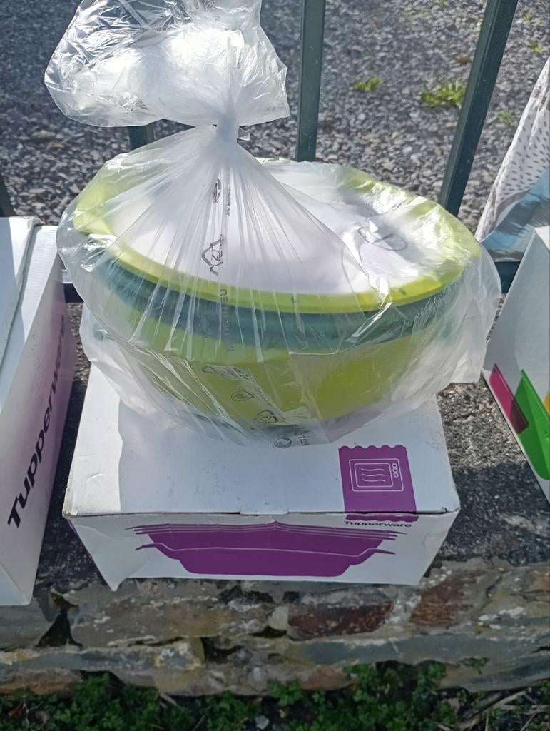 Lot tupperware neufs divers - Arts de la table