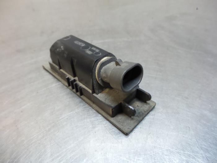 Kenteken Verlichting van een Opel Corsa (Corsa D 07-), Auto-onderdelen, Gebruikt, -, -, Ophalen of Verzenden