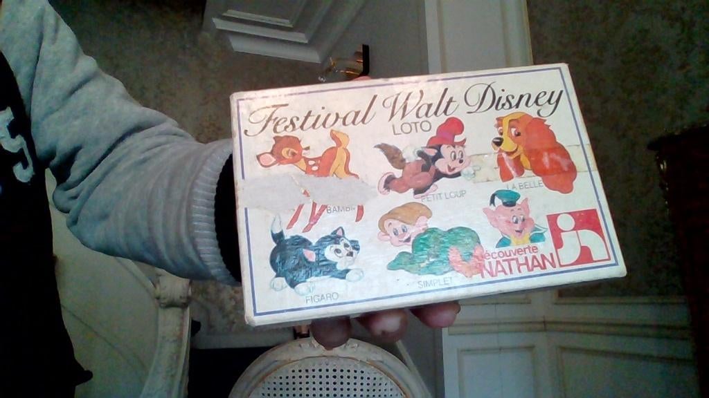 Jeu loto Disney 1979 plus le cadre blanche neige en relief, Enlèvement