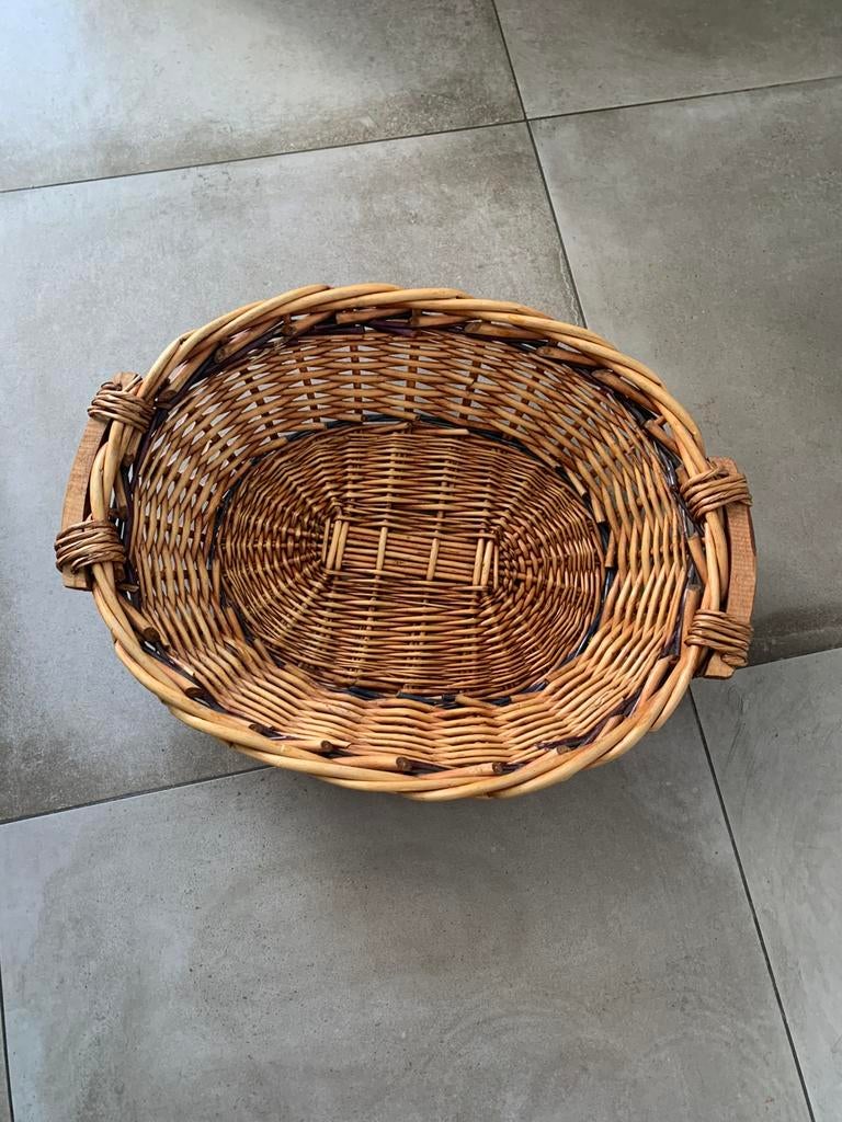 Rieten mand voor hond/kat (54/41 cm), Dieren en Toebehoren, Ophalen of Verzenden, Zo goed als nieuw