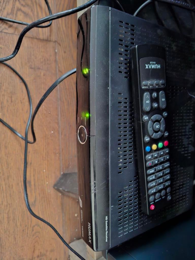 Humax tivusat, Enlèvement, Humax