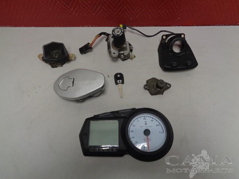 SLOTENSET Ducati Multistrada 1000 DS 2005-2006, Motoren, Dhr. S. di Majo, Gebruikt, Info@cama-motorparts.nl, P.J. Troelstraweg 8 8
3144 CX  MAASSLUIS, NL