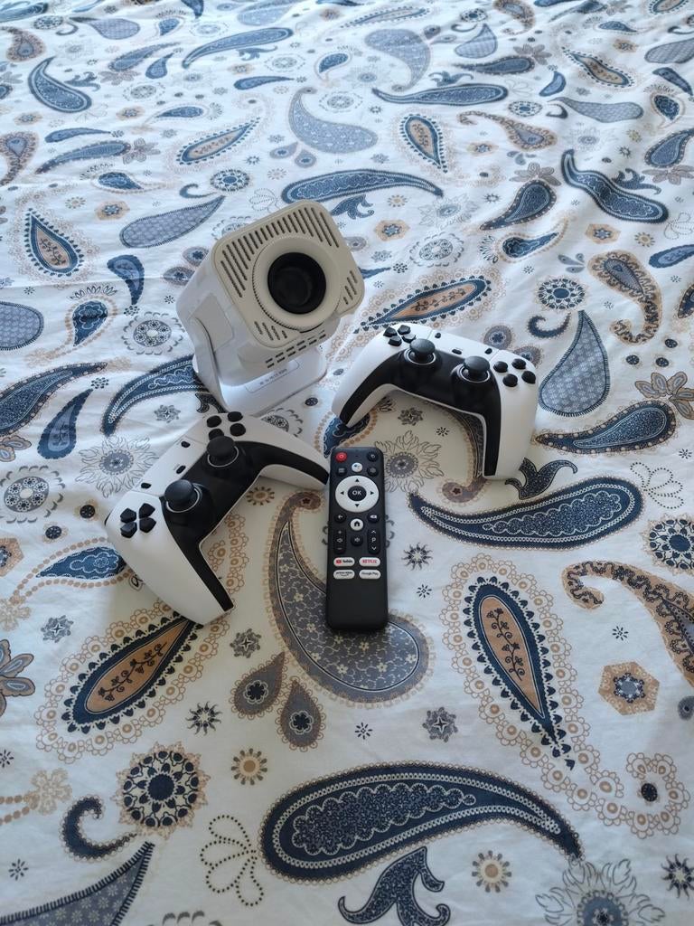 Smart TV-projector voor Android + Retro-console, Ophalen of Verzenden