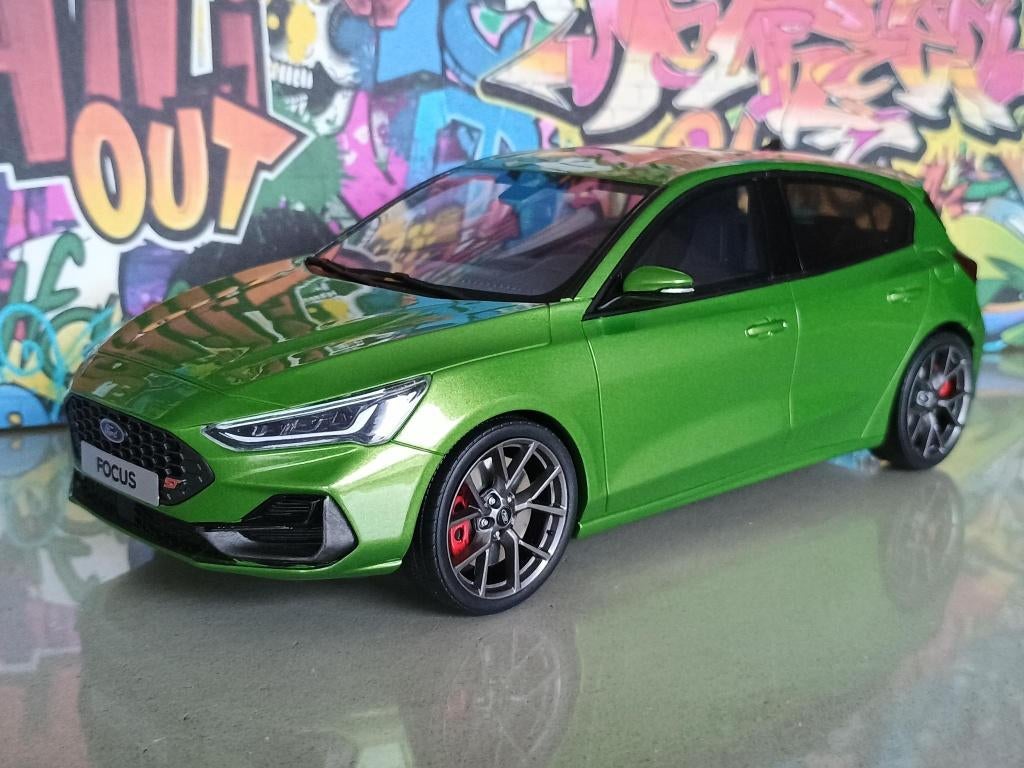 Ford Focus ST Mk4 OttoMobile 1/18 --NIEUW--, Hobby en Vrije tijd, Modelauto's | 1:18, Ophalen of Verzenden, Nieuw, Auto, OttOMobile