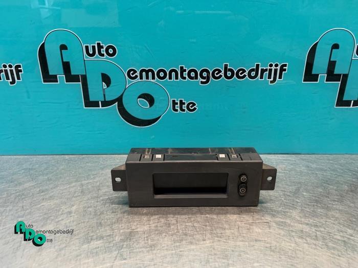 Display Interieur van een Opel Corsa (Corsa C 00-), Auto-onderdelen, Interieur en Bekleding, Opel, Gebruikt, 3 maanden garantie