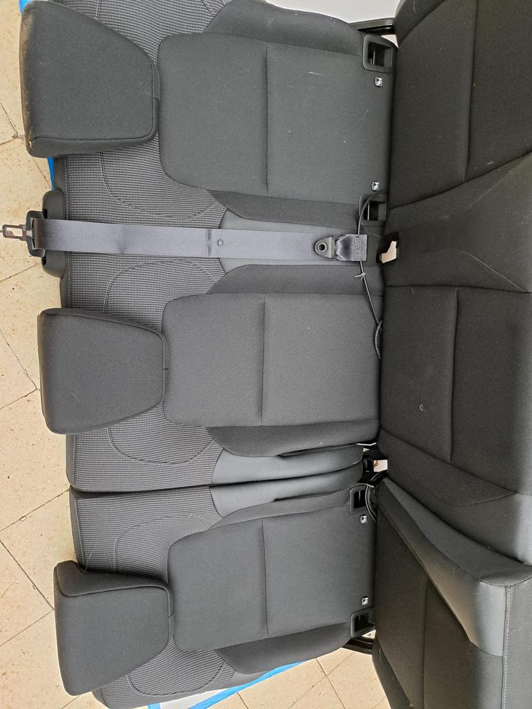 Autozetels, Ophalen, Zo goed als nieuw