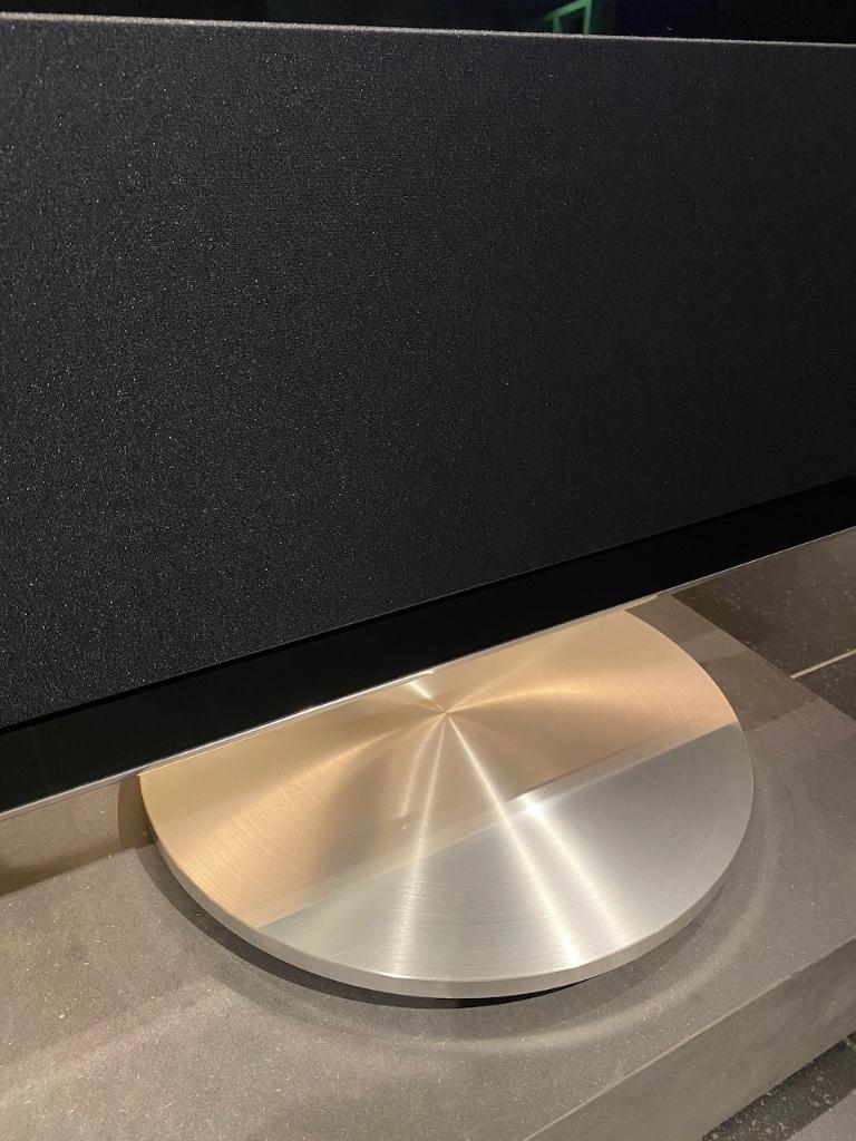 Bang & Olufsen Beovision 11-46 MK4 2017 met motor stand B&O, Ophalen, Info@bang-olufsen.dk, Zo goed als nieuw, Bang & Olufsen Alle 1 / DK-7600 Struer / Denmark