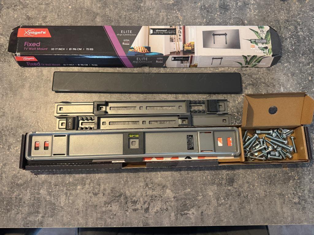 Vogels TVM5405 televisiebeugel 32-77 inch, Audio, Tv en Foto, Ophalen, Gebruikt