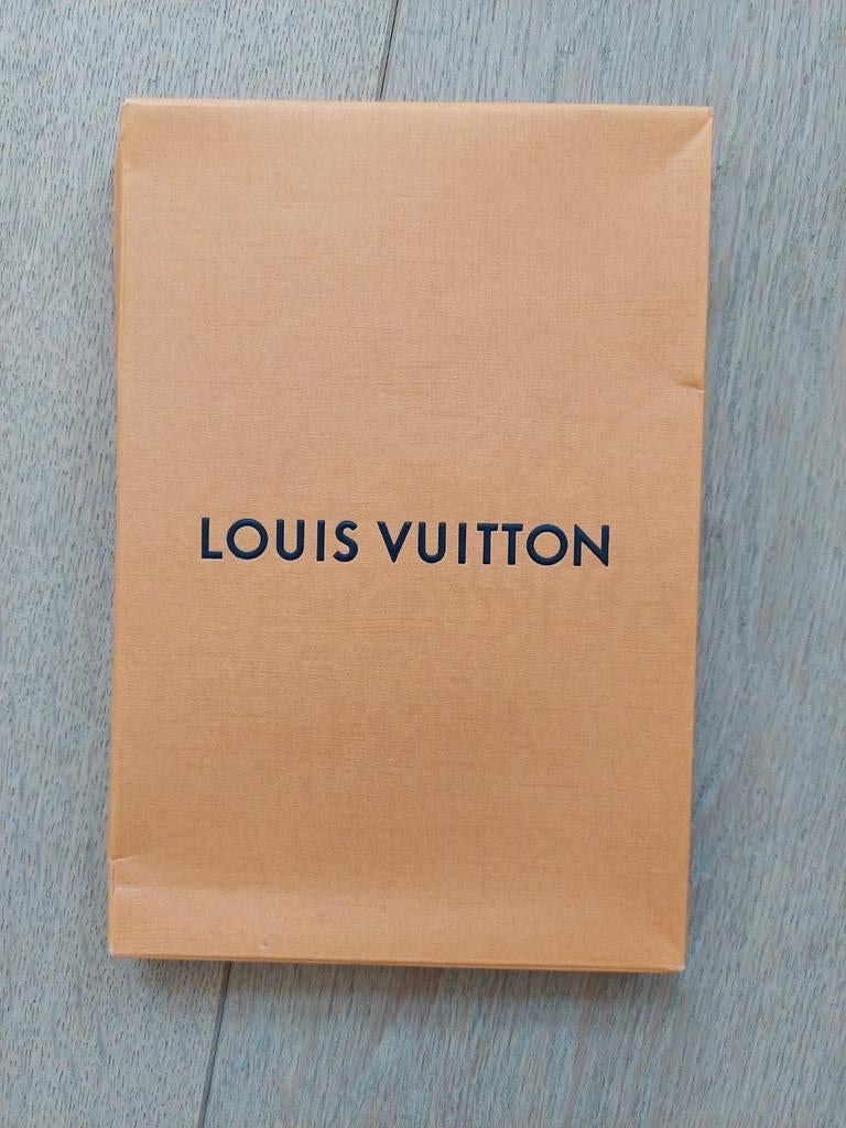 Louis Vuitton iPhone X-hoesje - nieuw, nooit gebruikt - A, Telecommunicatie, Zwart, Overige merken, Nieuw, Ophalen of Verzenden
