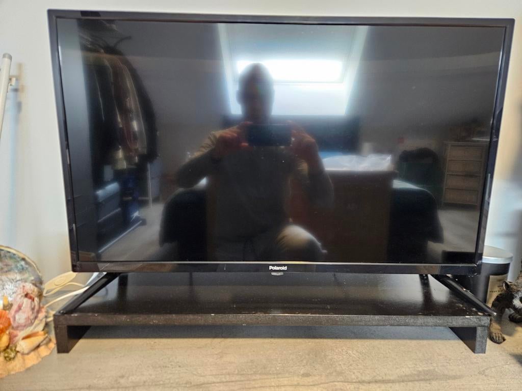 Polaroid tv 81cm met verhoging, LED, 80 à 100 cm, Enlèvement, Utilisé