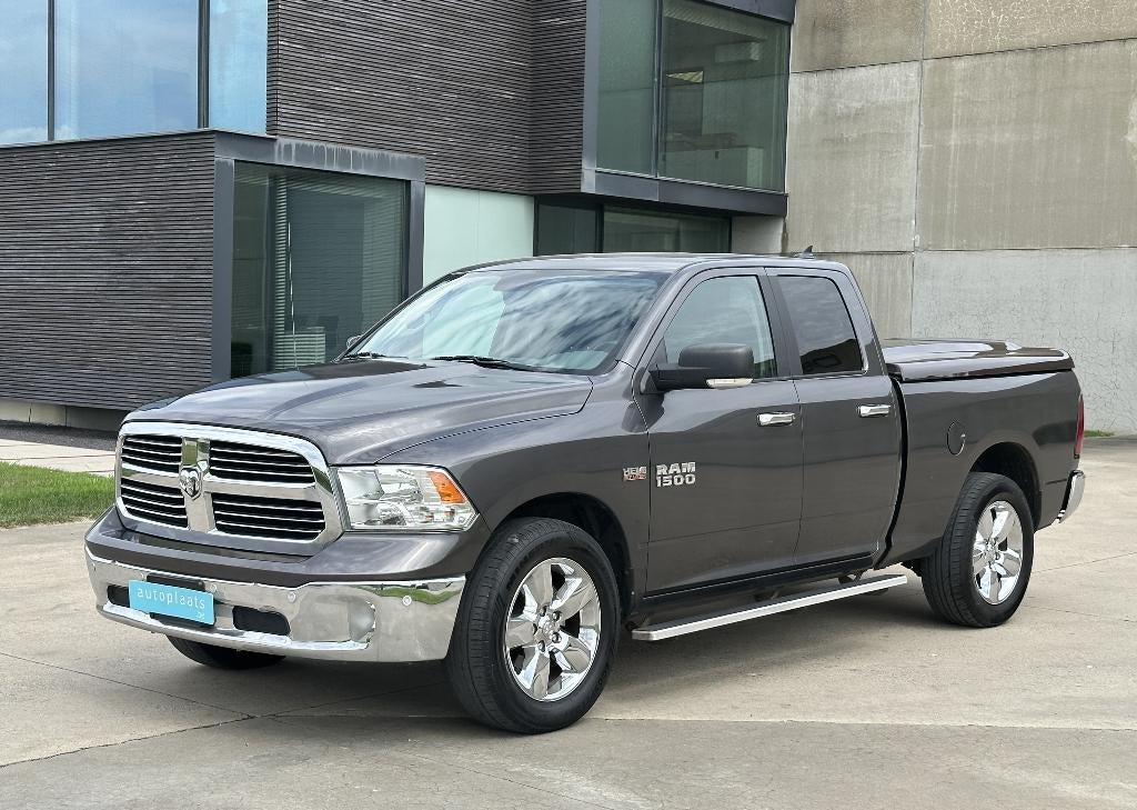 Dodge RAM 1500 5.7 V8 BIG HORN hemi 401pk 21% BTW 2017, Auto's, Automaat, Leder, Bedrijf, 5 zetels