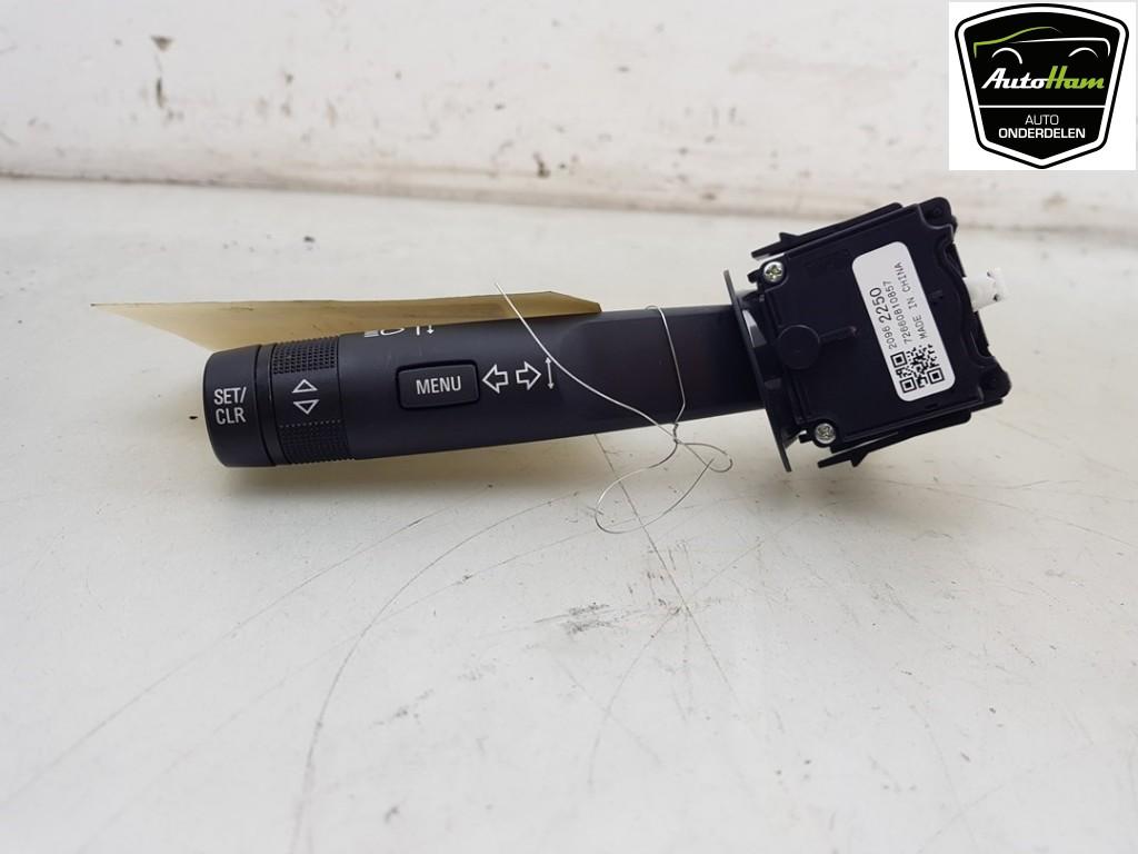 KNIPPERLICHTSCHAKELAAR Opel Mokka / Mokka X (|20962250|), Gebruikt, Opel