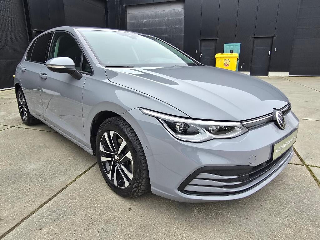 VW Golf 8 1.0 e-TSI Hybride DSG IQ Light BTW + Garantie, Auto's, Automaat, Bedrijf, 5 deurs, 81 kW