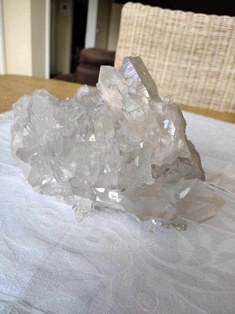 Bergkristalcluster 2,6 kg, Verzamelen, Mineralen en Fossielen, Ophalen of Verzenden