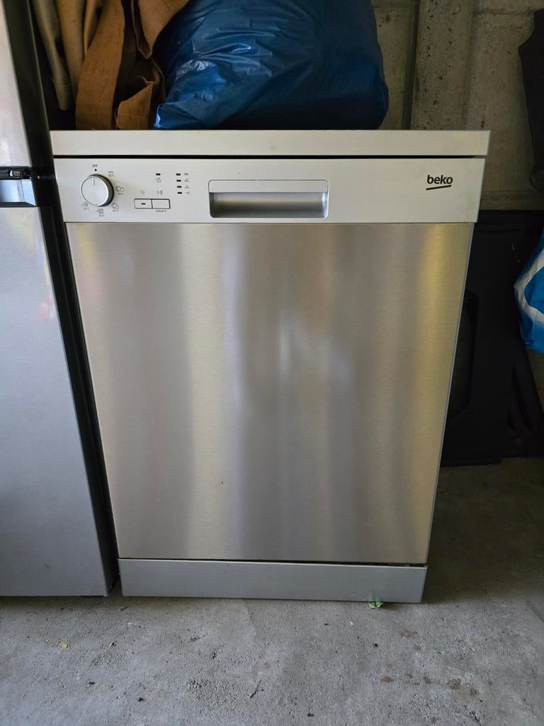 Beko vaatwasser, Ophalen, Minder dan 85 cm, Energieklasse A of zuiniger, Zo goed als nieuw