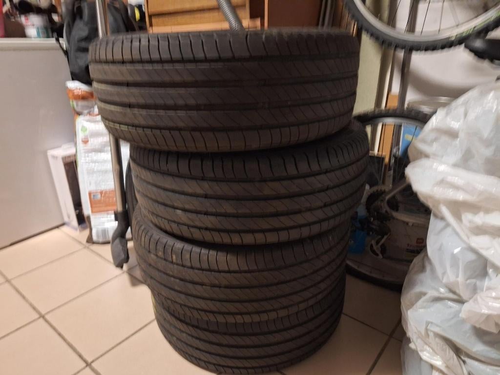 Pneus été, Enlèvement, Pneus été, Pneu(s)