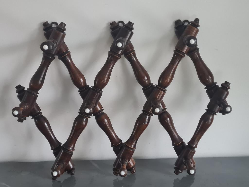 Oude uitschuifbare Napoleon III houten kapstok met porselein, Ophalen of Verzenden